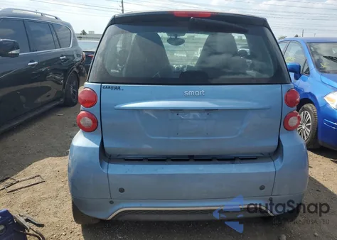 2013 Smart Fortwo Pure z USA, uszkodzony, nr VIN WMEEJ3BA7DK646271